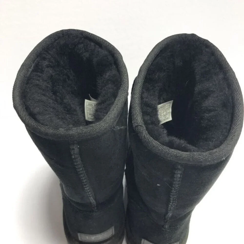 UGG Womens Classic Short II Boot Black Size 7M